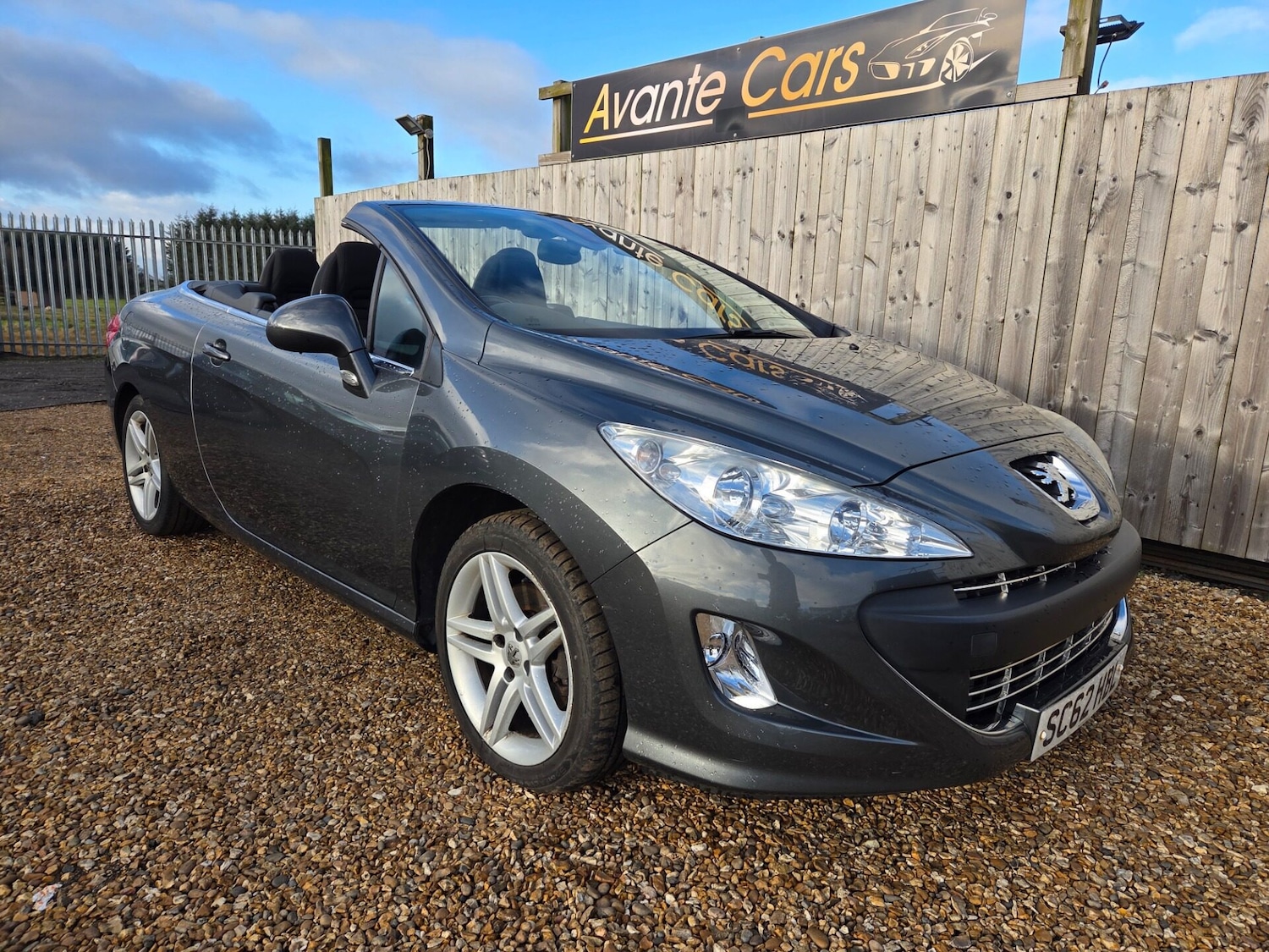 Used Peugeot 308 2013 for sale - 77208679: Photo 1
