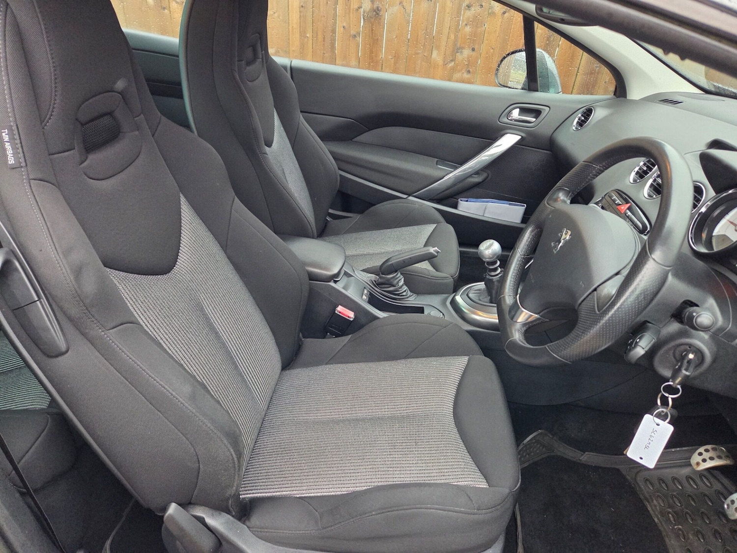 Used Peugeot 308 2013 for sale - 77208679: Photo 10