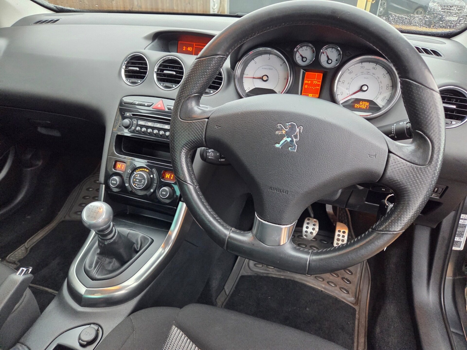 Used Peugeot 308 2013 for sale - 77208679: Photo 12