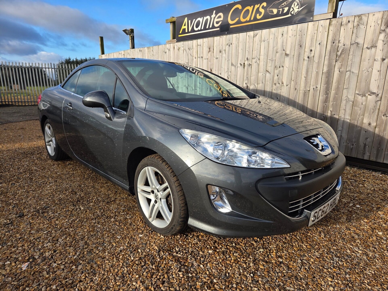 Used Peugeot 308 2013 for sale - 77208679: Photo 2