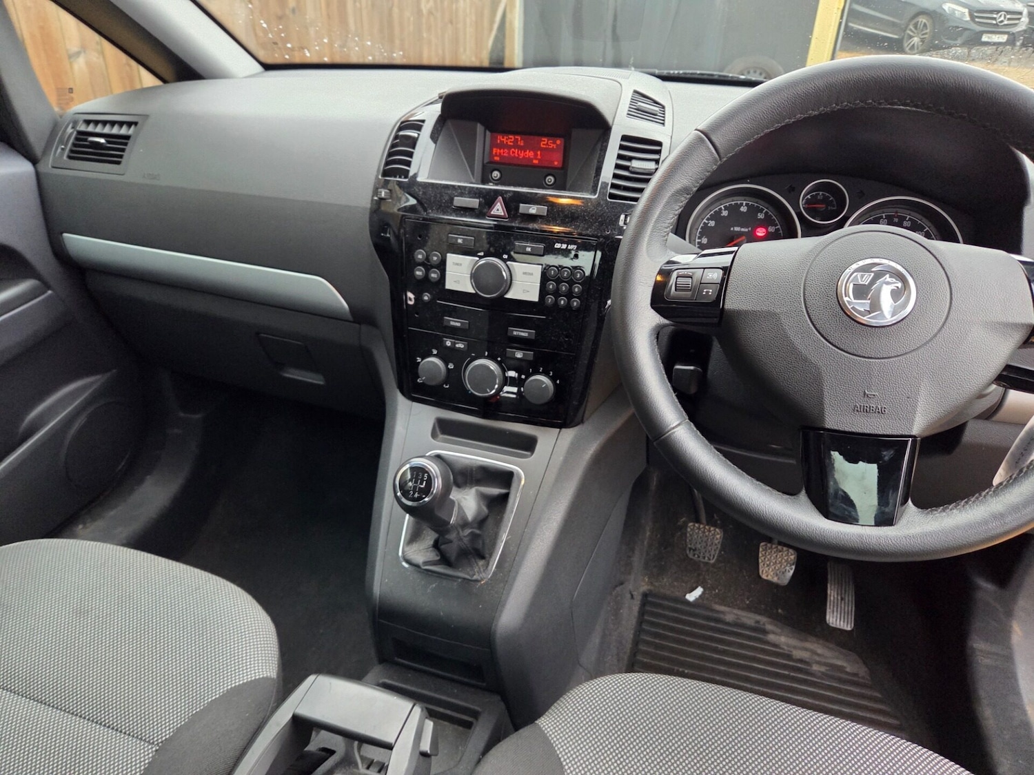 Used Vauxhall Zafira 2013 for sale - 77337751: Photo 10