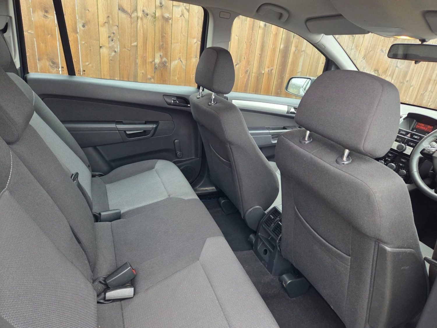 Used Vauxhall Zafira 2013 for sale - 77337751: Photo 14