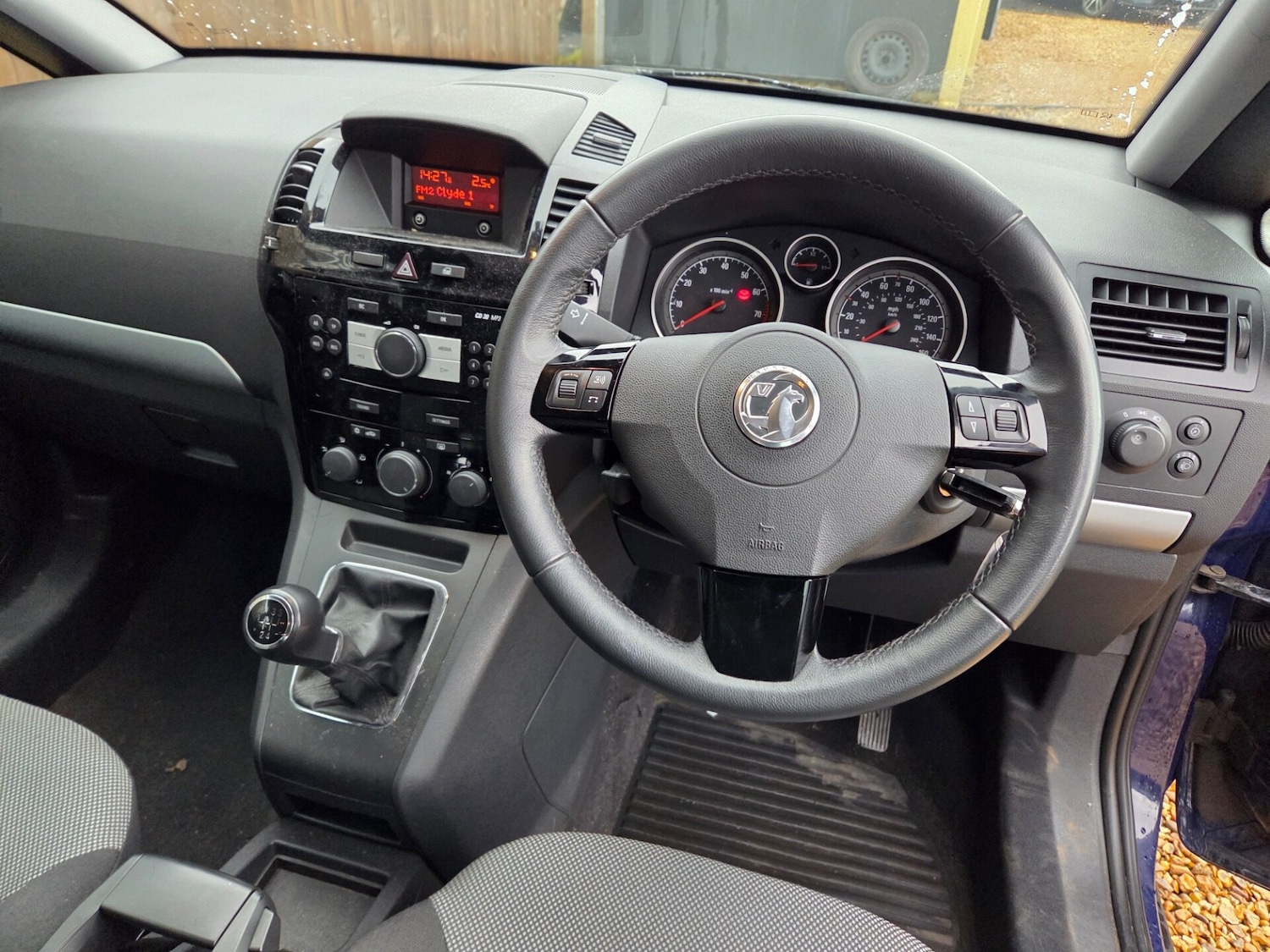 Used Vauxhall Zafira 2013 for sale - 77337751: Photo 8