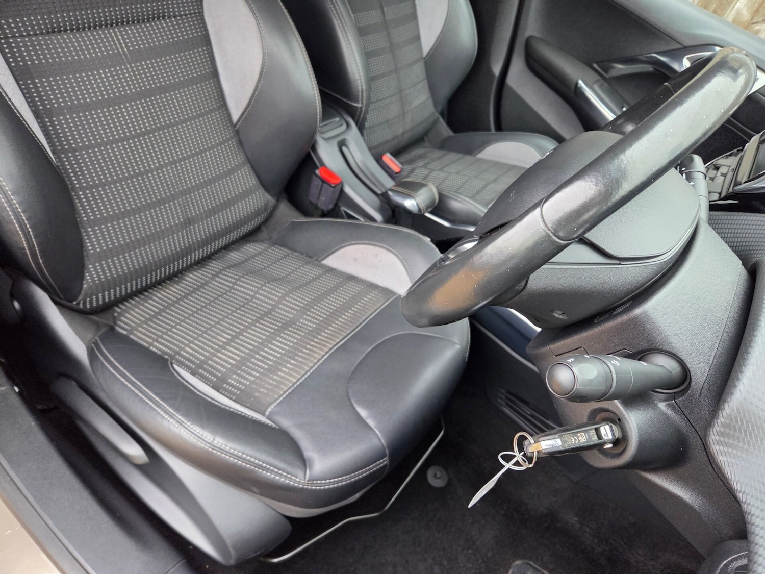 Used Peugeot 2008 2014 for sale - 76082173: Photo 16