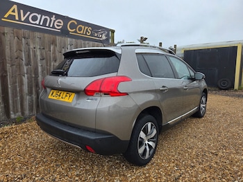 Used Peugeot 2008 2014 for sale - 76082173: Photo 3