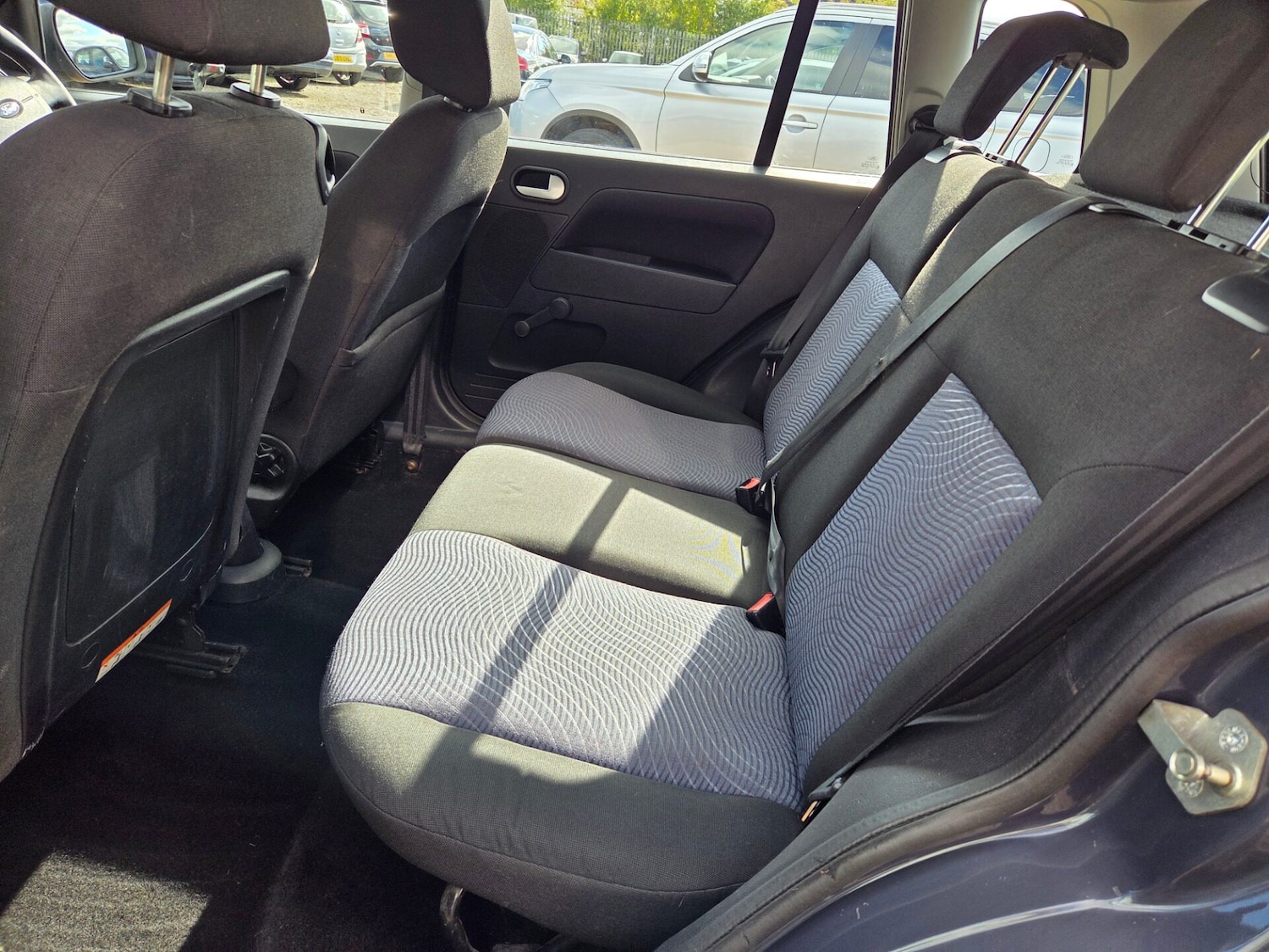 Used Ford Fusion 2011 for sale - 76043843: Photo 21