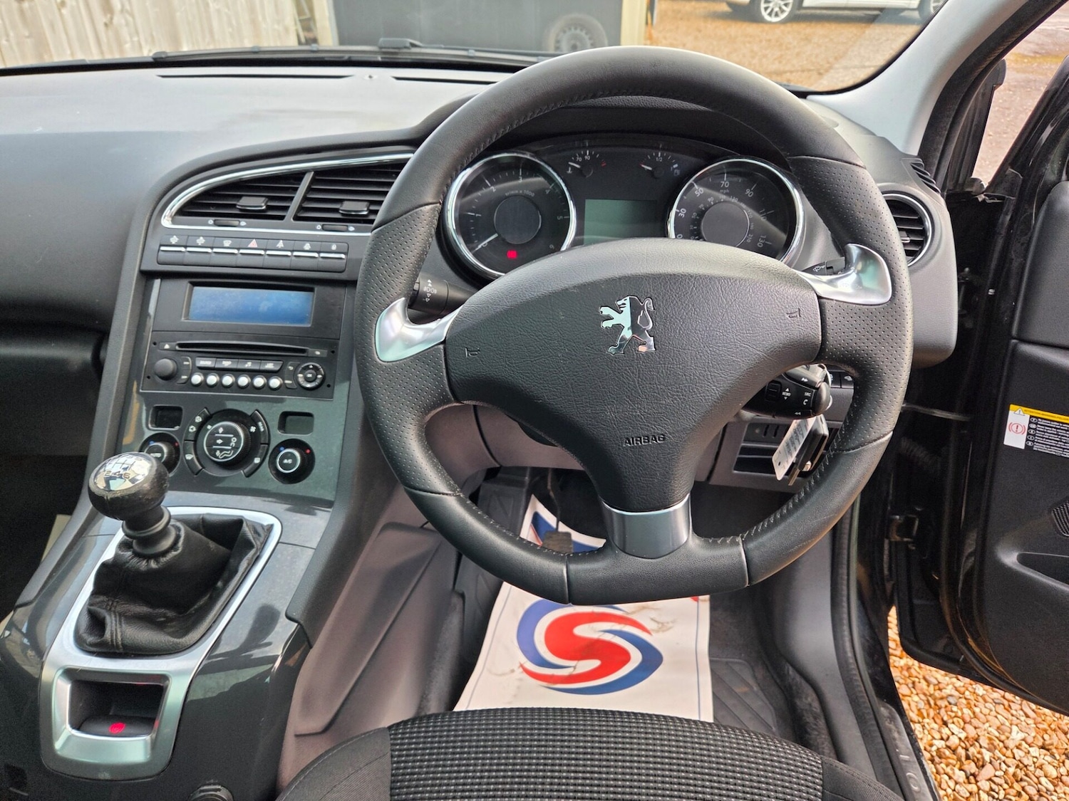 Used Peugeot 5008 2013 for sale - 76895913: Photo 12