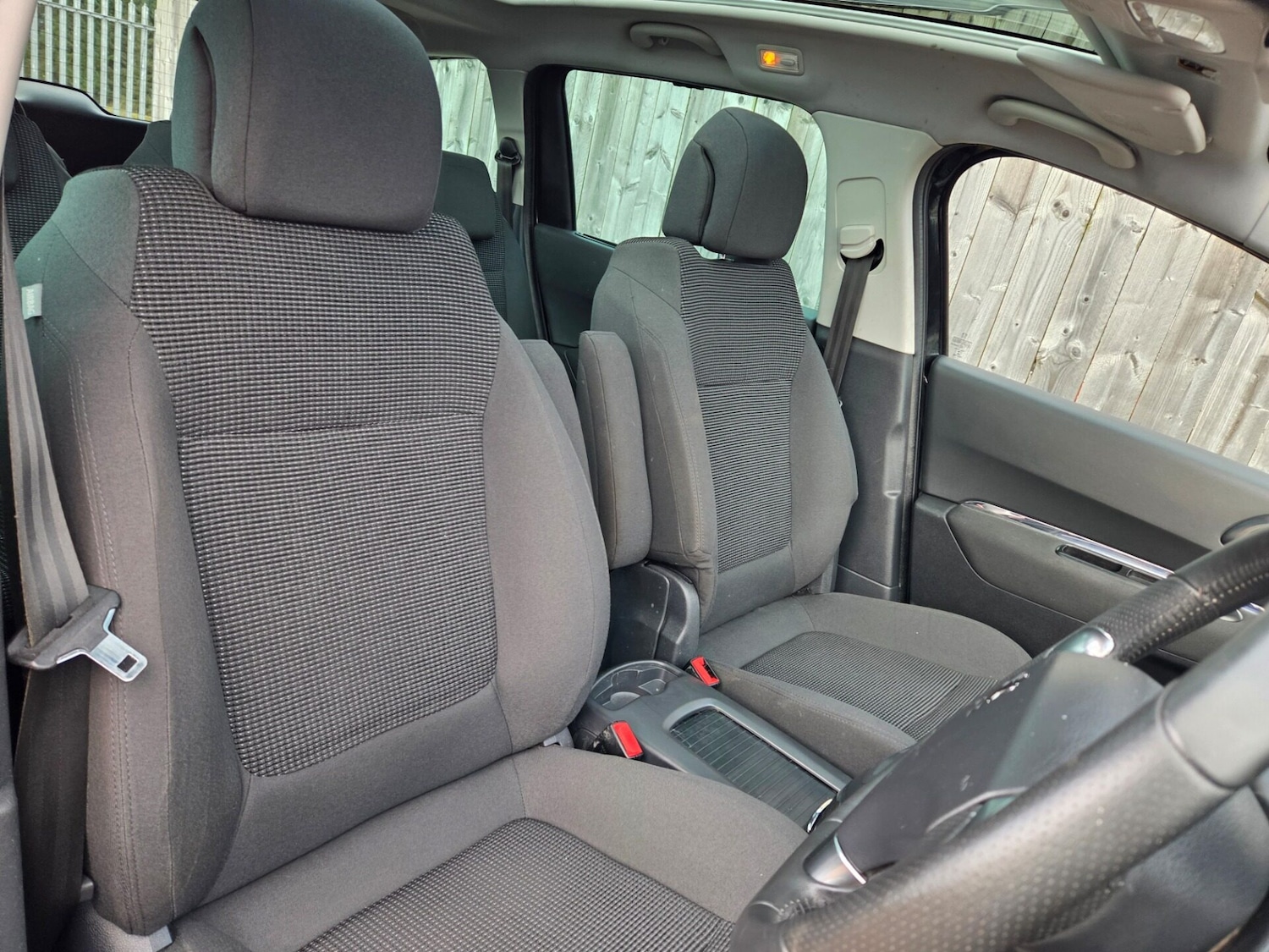 Used Peugeot 5008 2013 for sale - 76895913: Photo 15