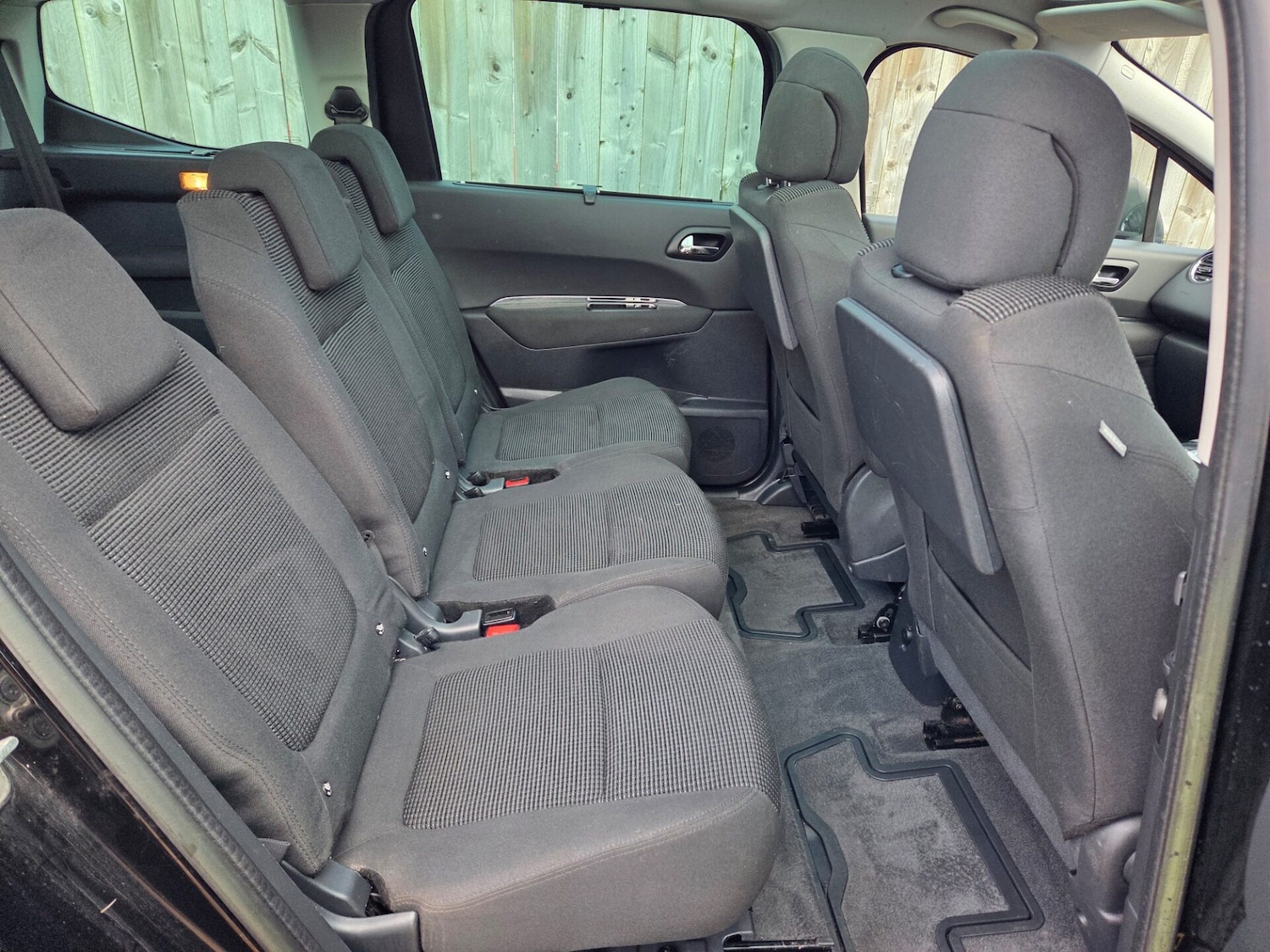 Used Peugeot 5008 2013 for sale - 76895913: Photo 18