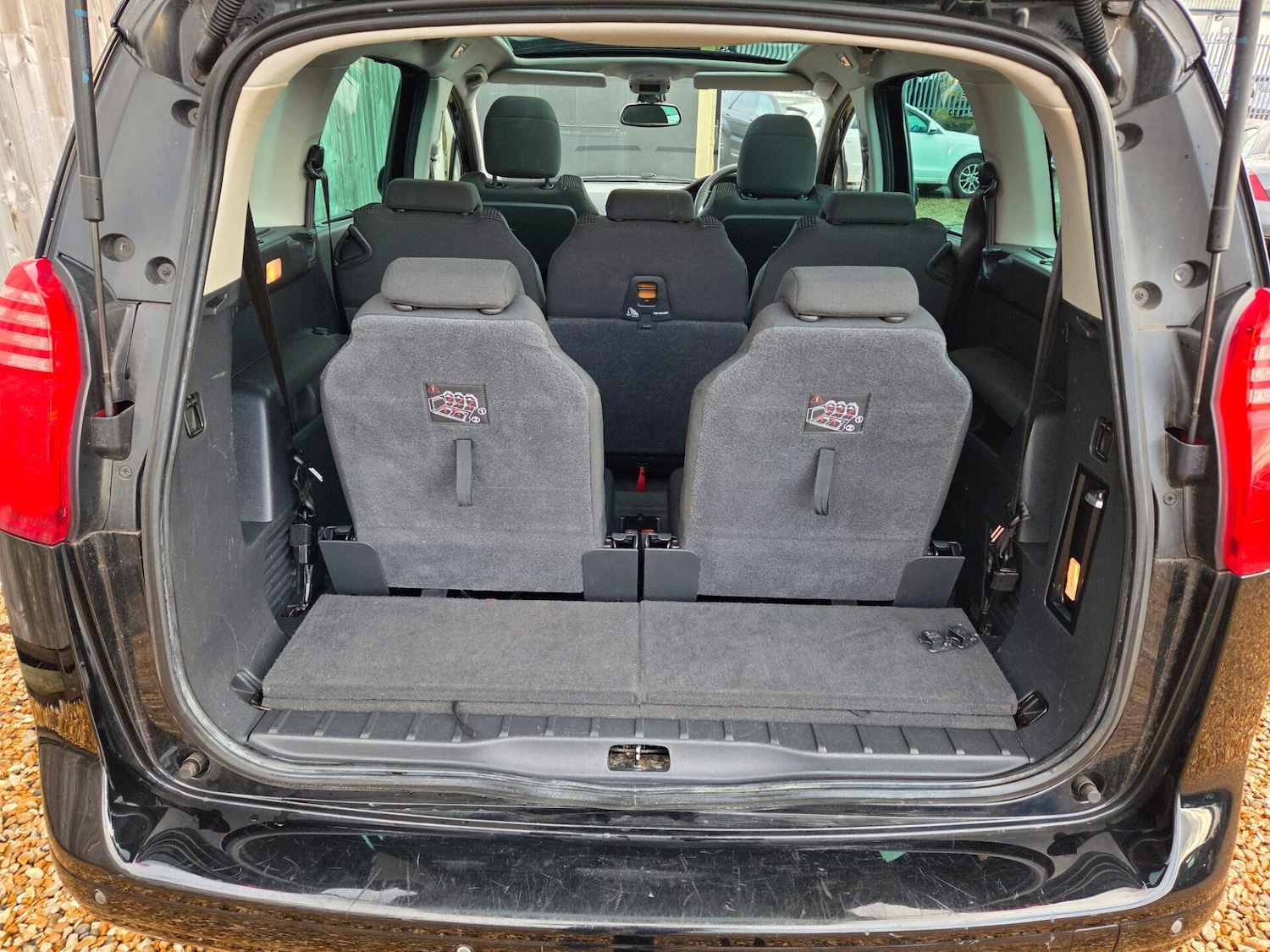 Used Peugeot 5008 2013 for sale - 76895913: Photo 28