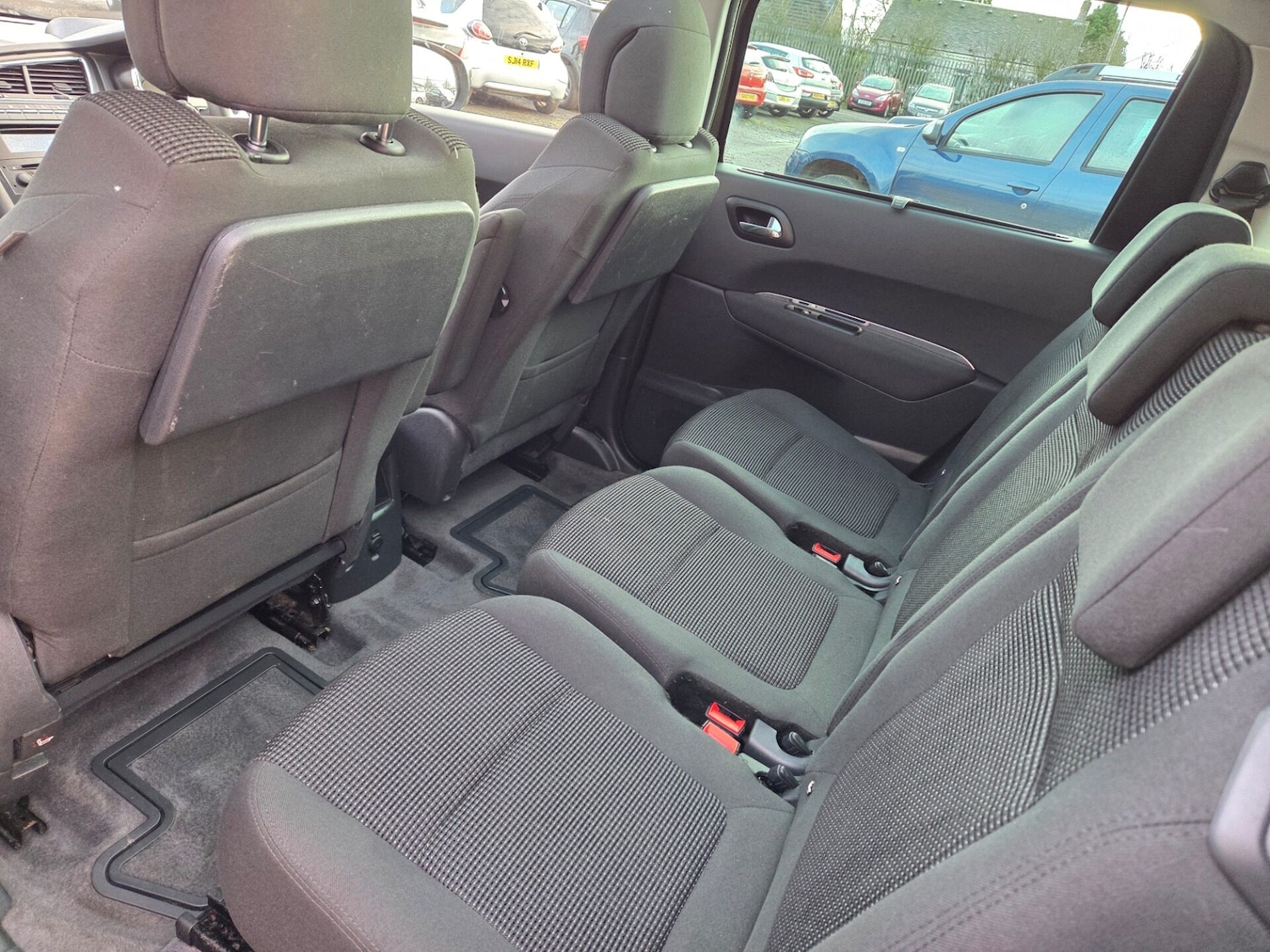 Used Peugeot 5008 2013 for sale - 76895913: Photo 32