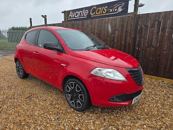 Used Chrysler Ypsilon 2013 for sale - 78944515: Photo