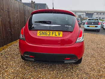 Used Chrysler Ypsilon 2013 for sale - 78944515: Photo