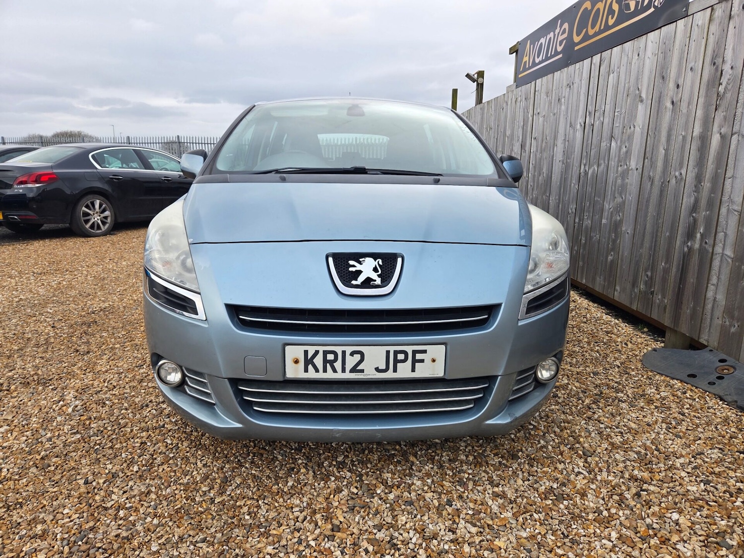 Used Peugeot 5008 2012 for sale - 77605421: Photo 4