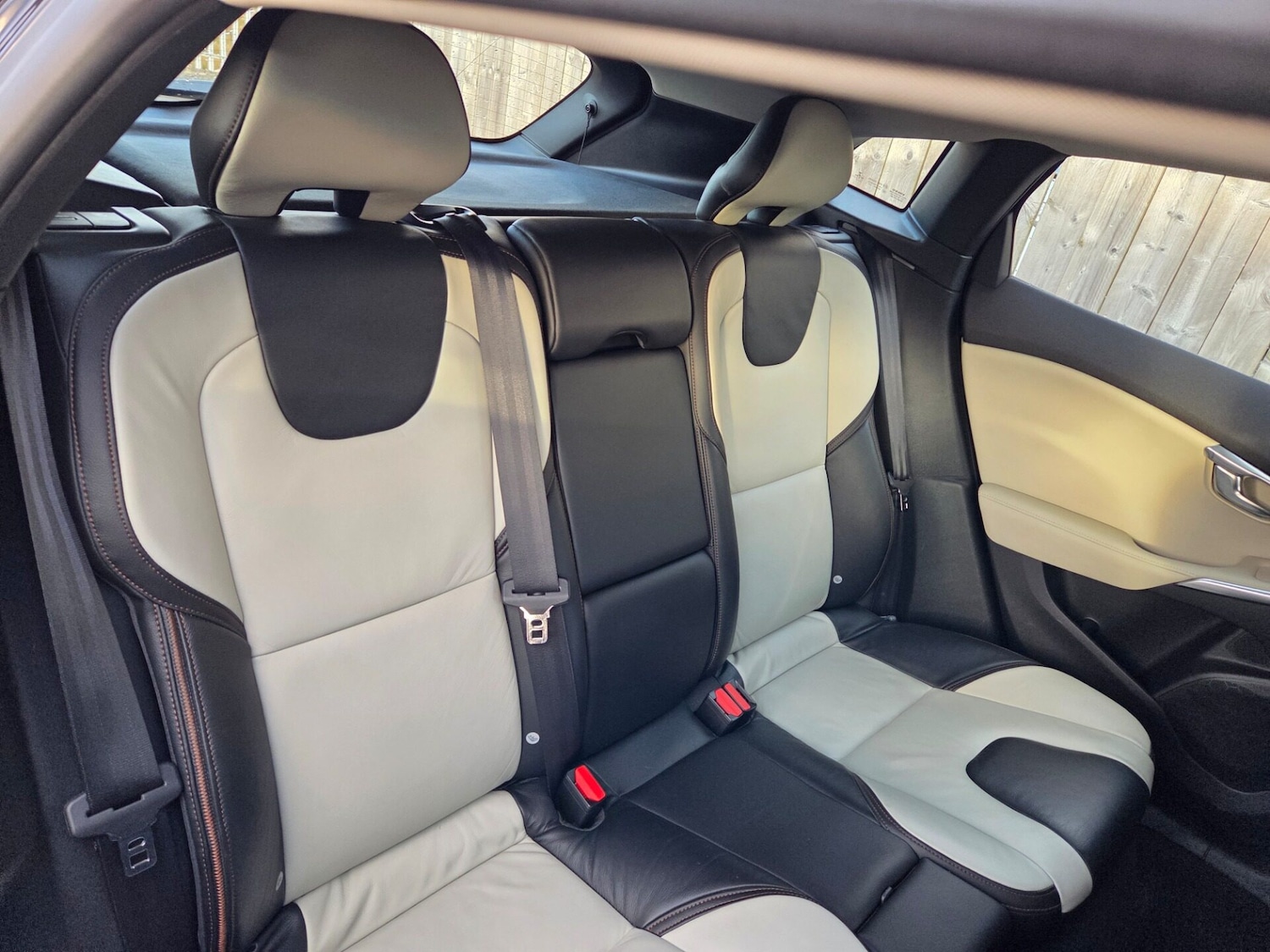 Used Volvo V40 2013 for sale - 76357466: Photo 20