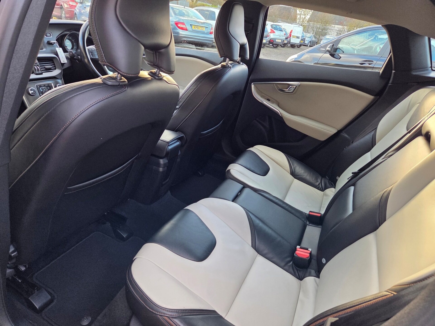 Used Volvo V40 2013 for sale - 76357466: Photo 26
