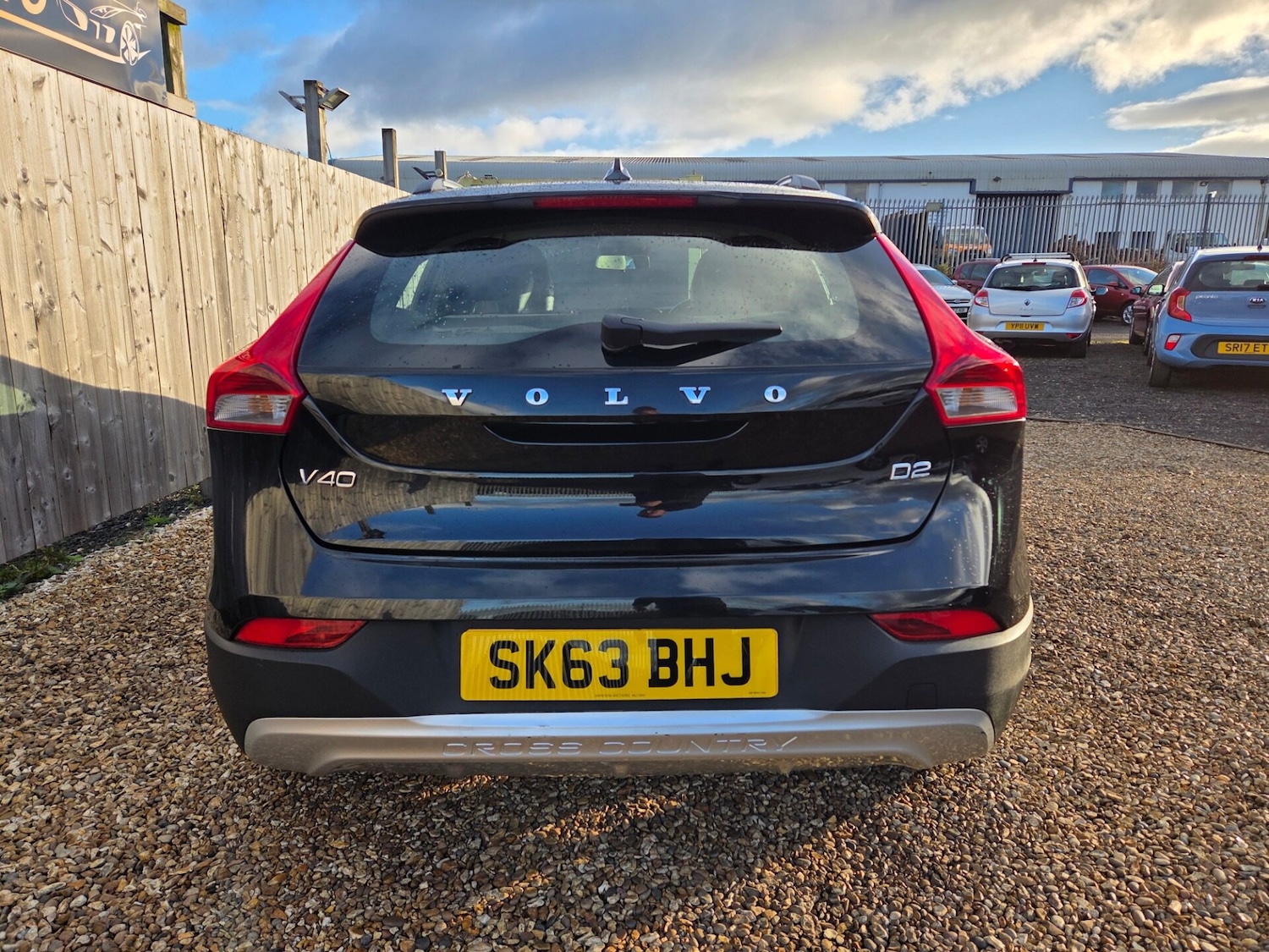 Used Volvo V40 2013 for sale - 76357466: Photo 4