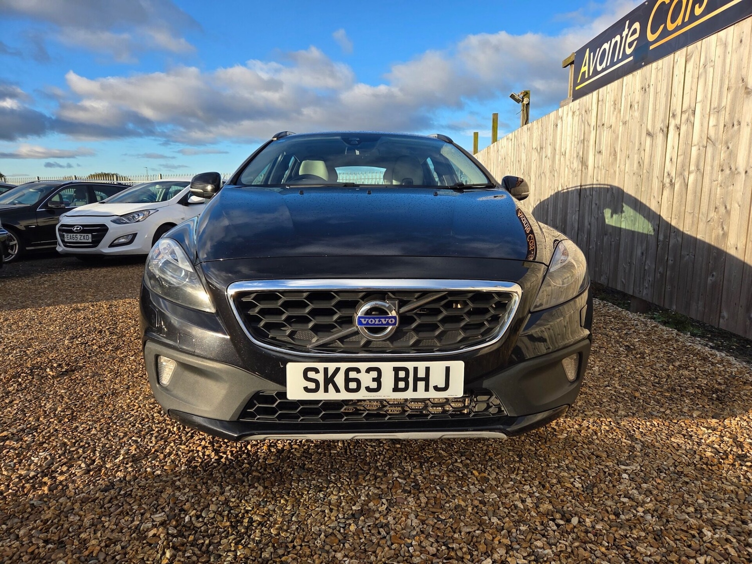 Used Volvo V40 2013 for sale - 76357466: Photo 8