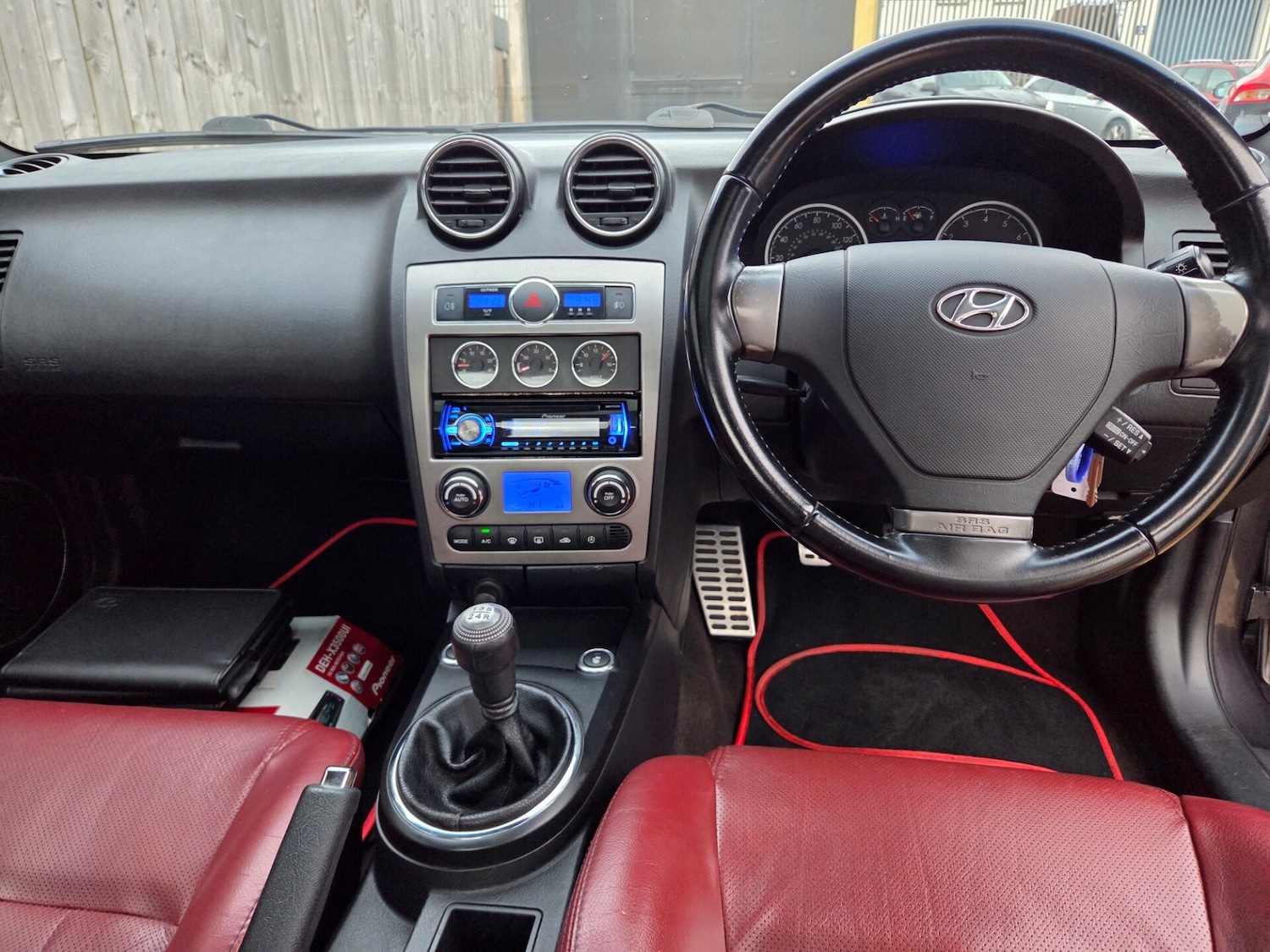 Used Hyundai Coupe 2009 for sale - 76555317: Photo 10