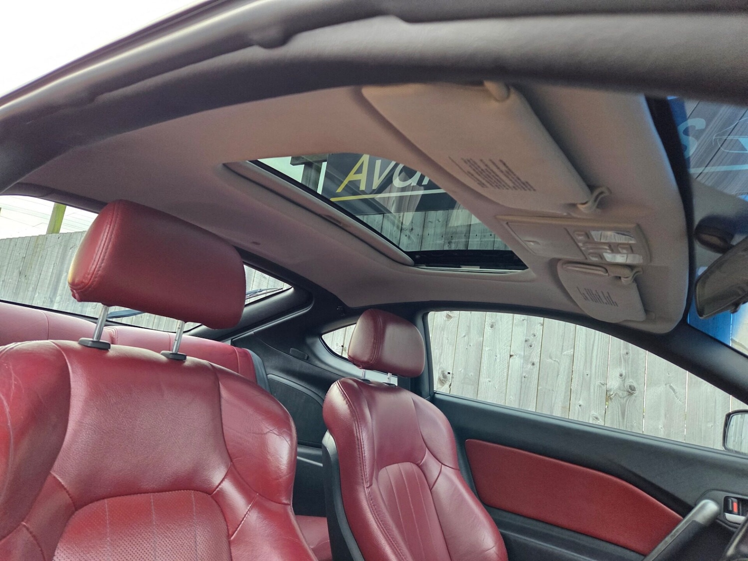 Used Hyundai Coupe 2009 for sale - 76555317: Photo 13