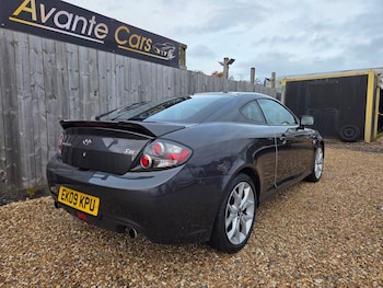 Used Hyundai Coupe 2009 for sale - 76555317: Photo