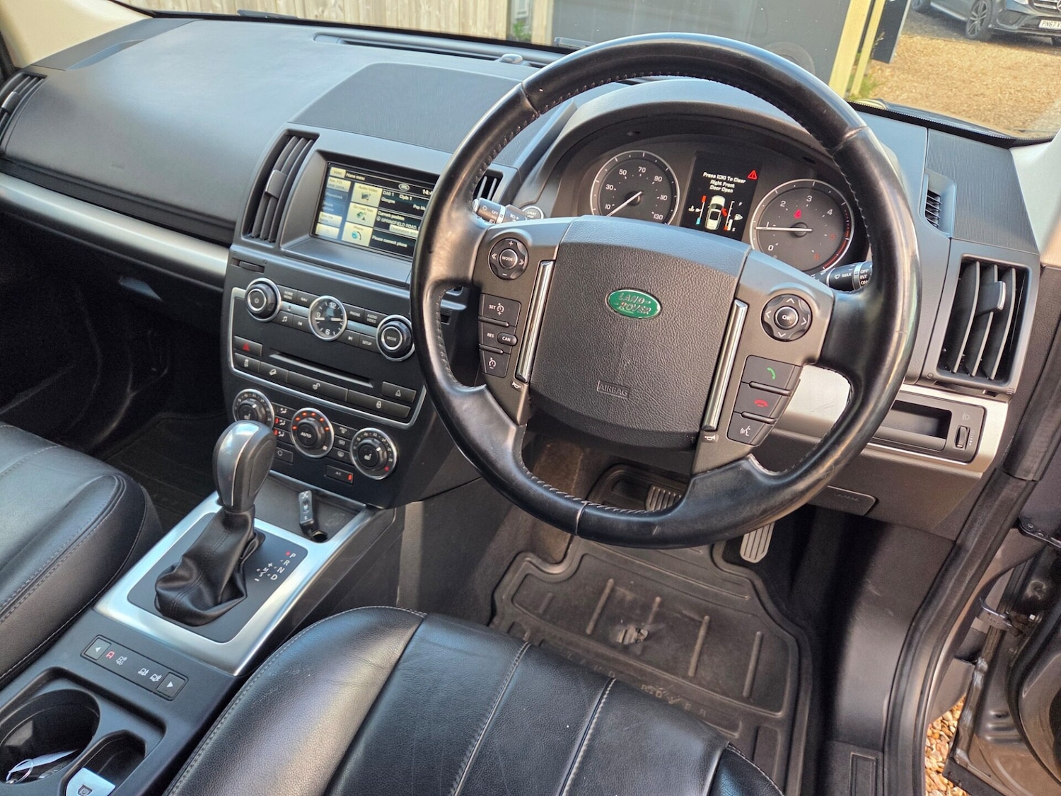 Used Land Rover Freelander 2013 for sale - 76495481: Photo 8