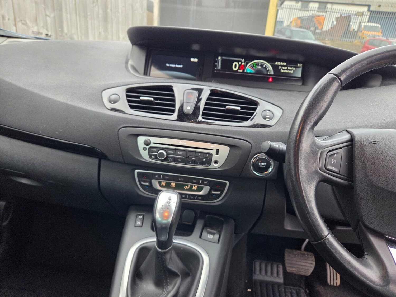 Used Renault Scenic 2015 for sale - 77608062: Photo 9