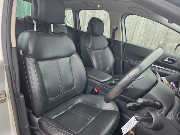 Used Peugeot 3008 2011 for sale - 76232939: Photo 11