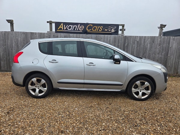 Used Peugeot 3008 2011 for sale - 76232939: Photo 2