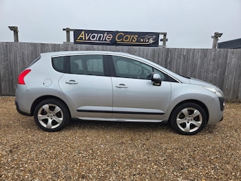 Used Peugeot 3008 2011 for sale - 76232939: Photo 2
