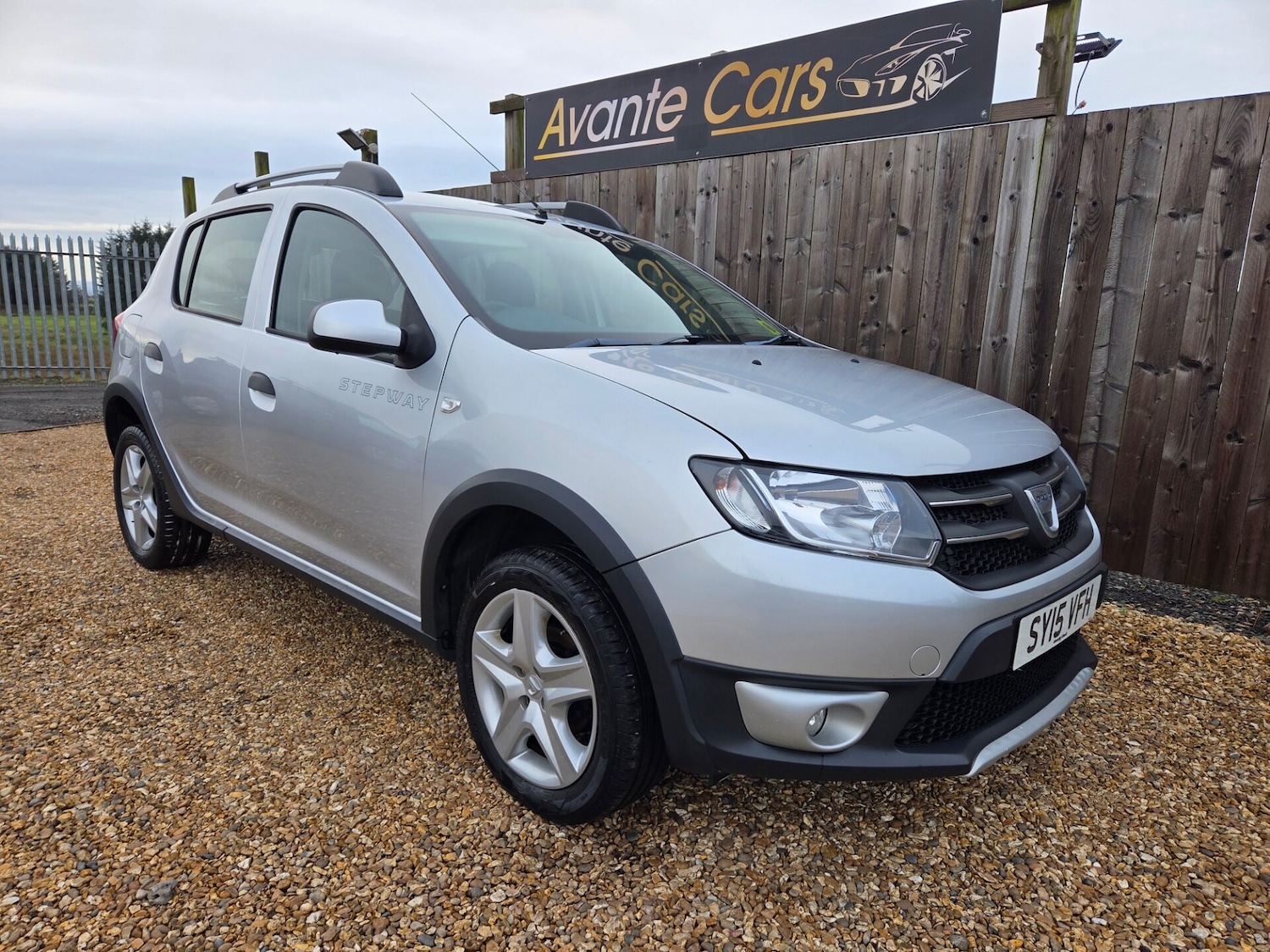 Used Dacia Sandero Stepway 2015 for sale - 76748963: Photo 1