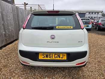 Used Fiat Punto Evo 2012 for sale - 77820362: Photo