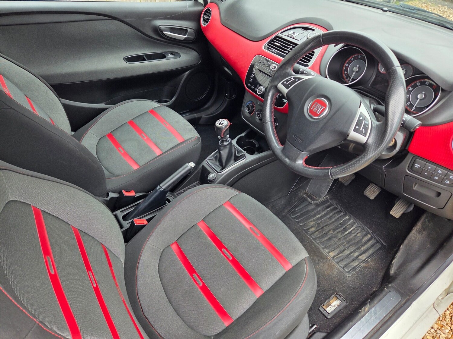 Used Fiat Punto Evo 2012 for sale - 77820362: Photo 7