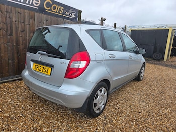 Used Mercedes-Benz A-Class 2012 for sale - 77001305: Photo