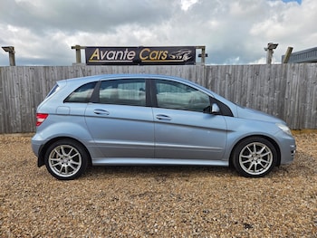 Used Mercedes-Benz B Class 2010 for sale - 78781965: Photo