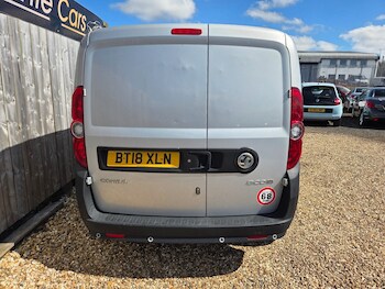 Used Vauxhall Combo 2018 for sale - 78343528: Photo