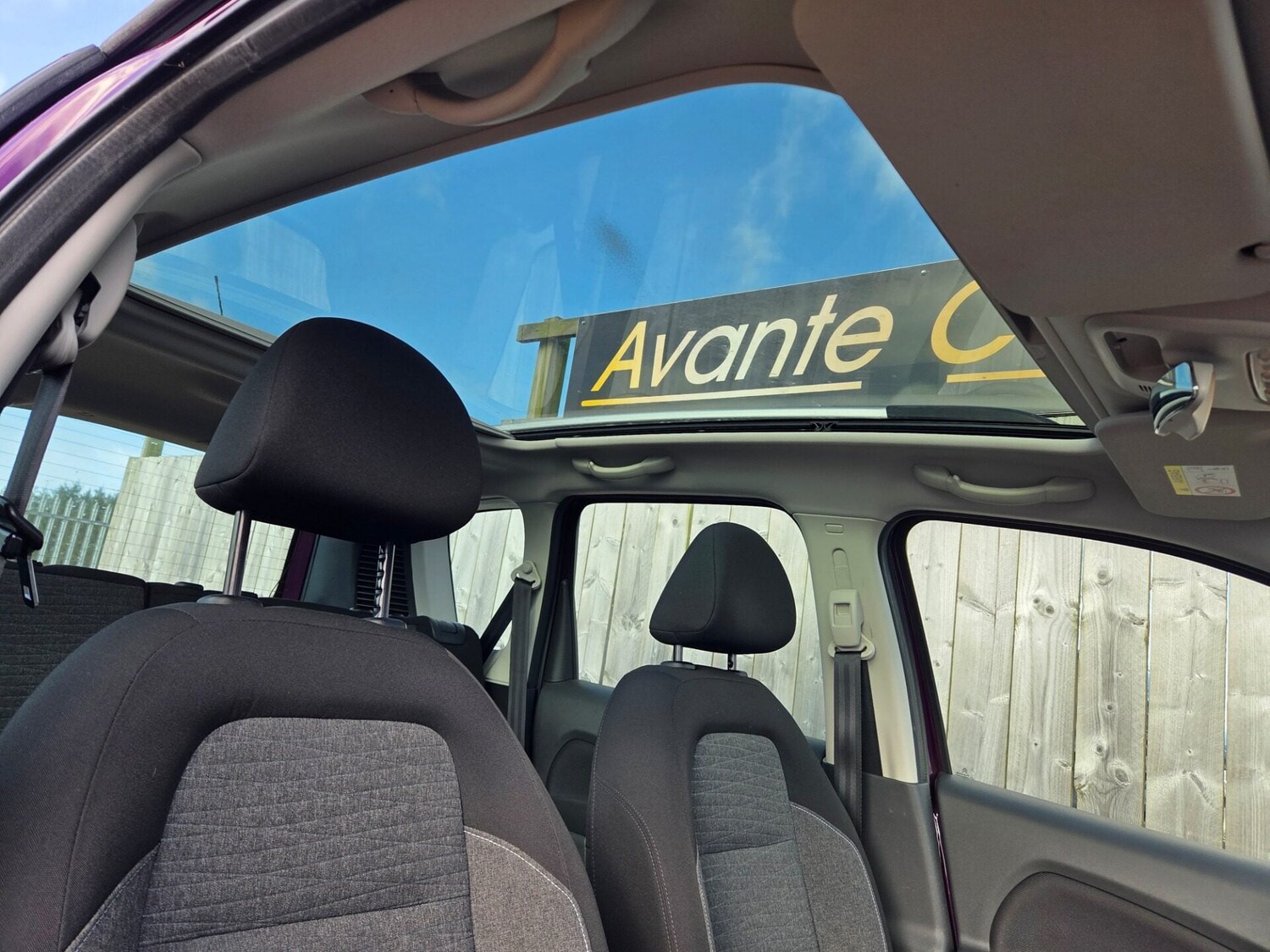 Used Citroen C3 Picasso 2017 for sale - 77831867: Photo 10