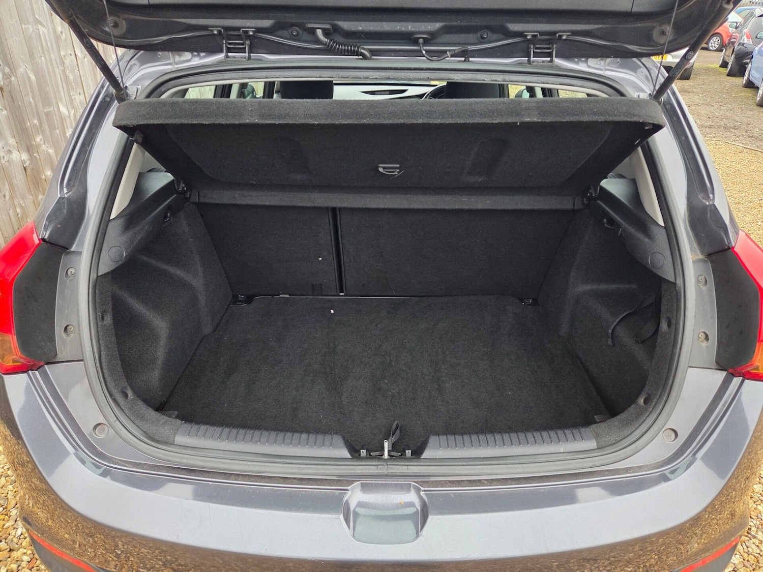 Used Kia Ceed 2012 for sale - 76288732: Photo 22