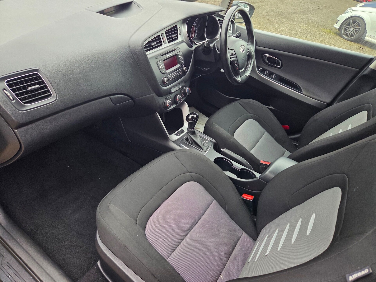 Used Kia Ceed 2012 for sale - 76288732: Photo 30