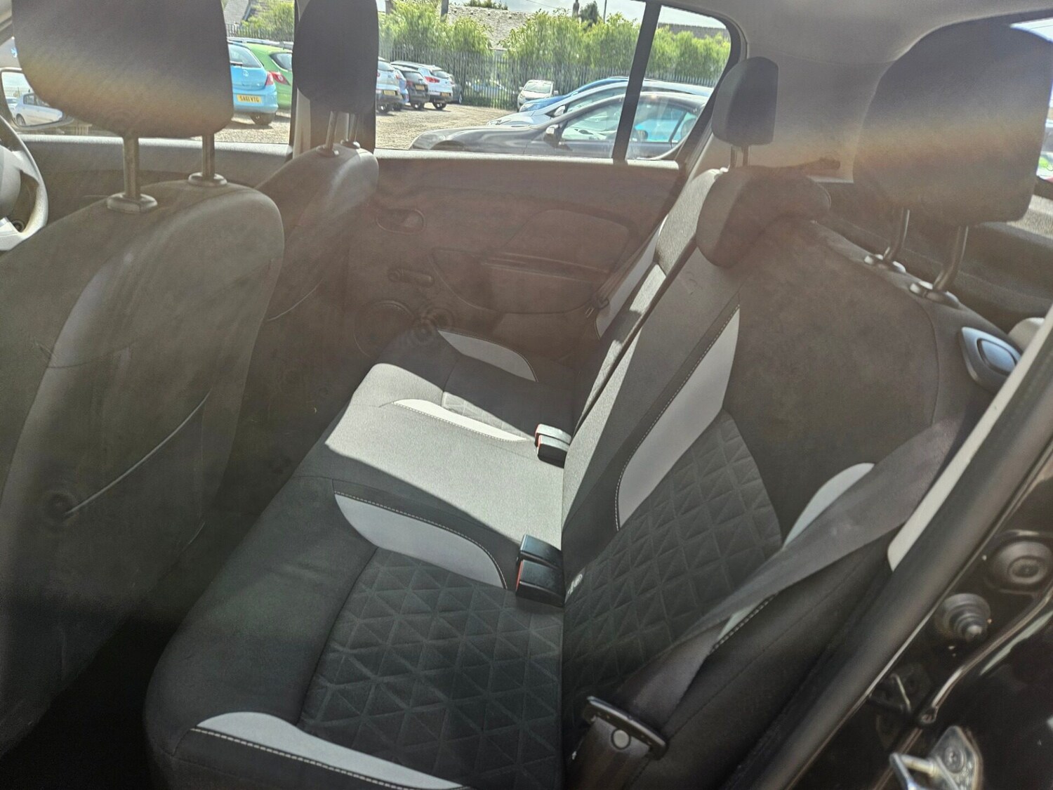 Used Dacia Sandero Stepway 2015 for sale - 76043845: Photo 21