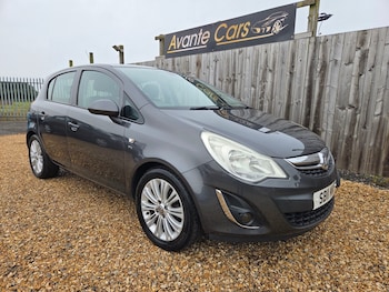 Vauxhall - Corsa