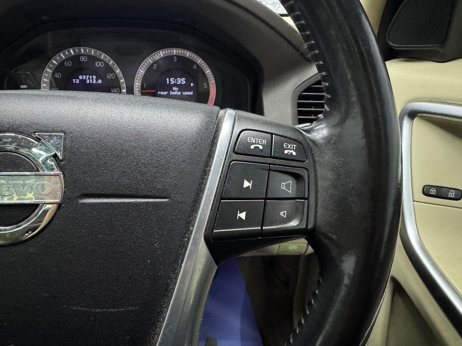 Used Volvo XC60 for sale - 76585593: Photo 11