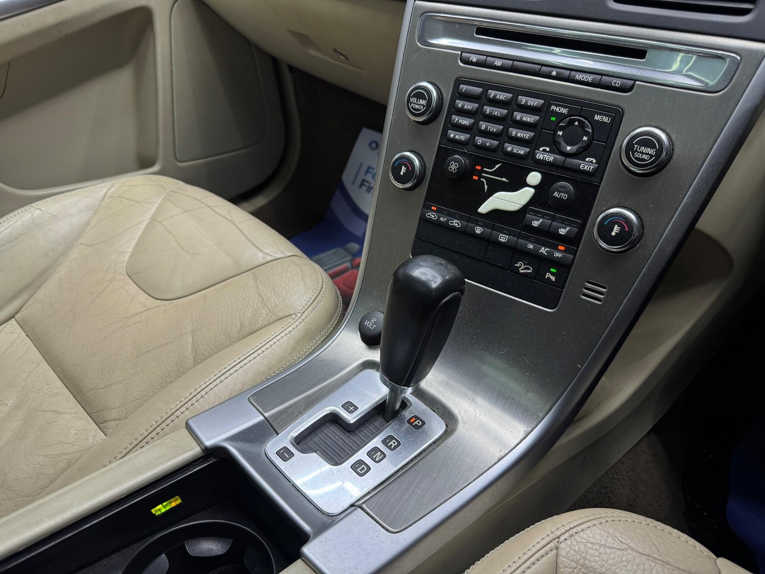 Used Volvo XC60 for sale - 76585593: Photo 13