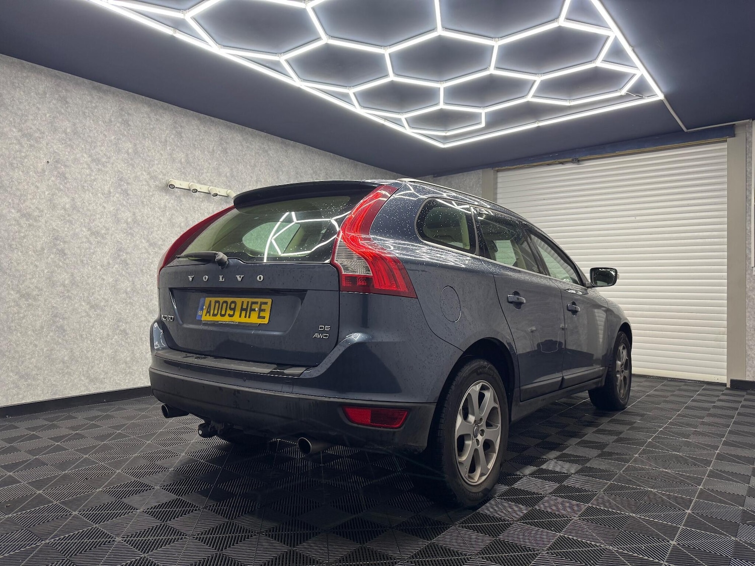 Used Volvo XC60 for sale - 76585593: Photo 4