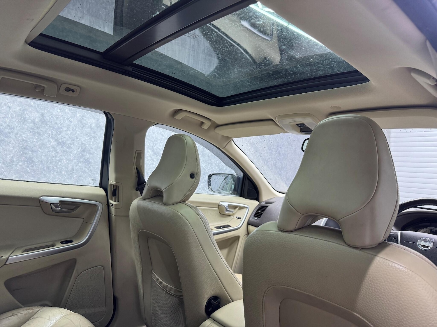 Used Volvo XC60 for sale - 76585593: Photo 8