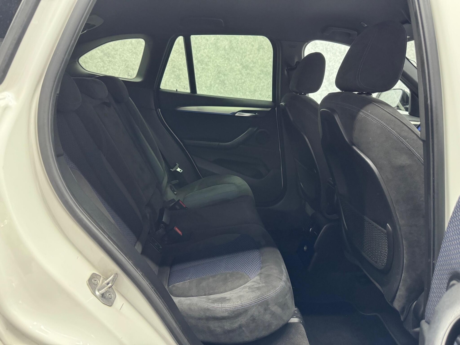 Vehicle 33