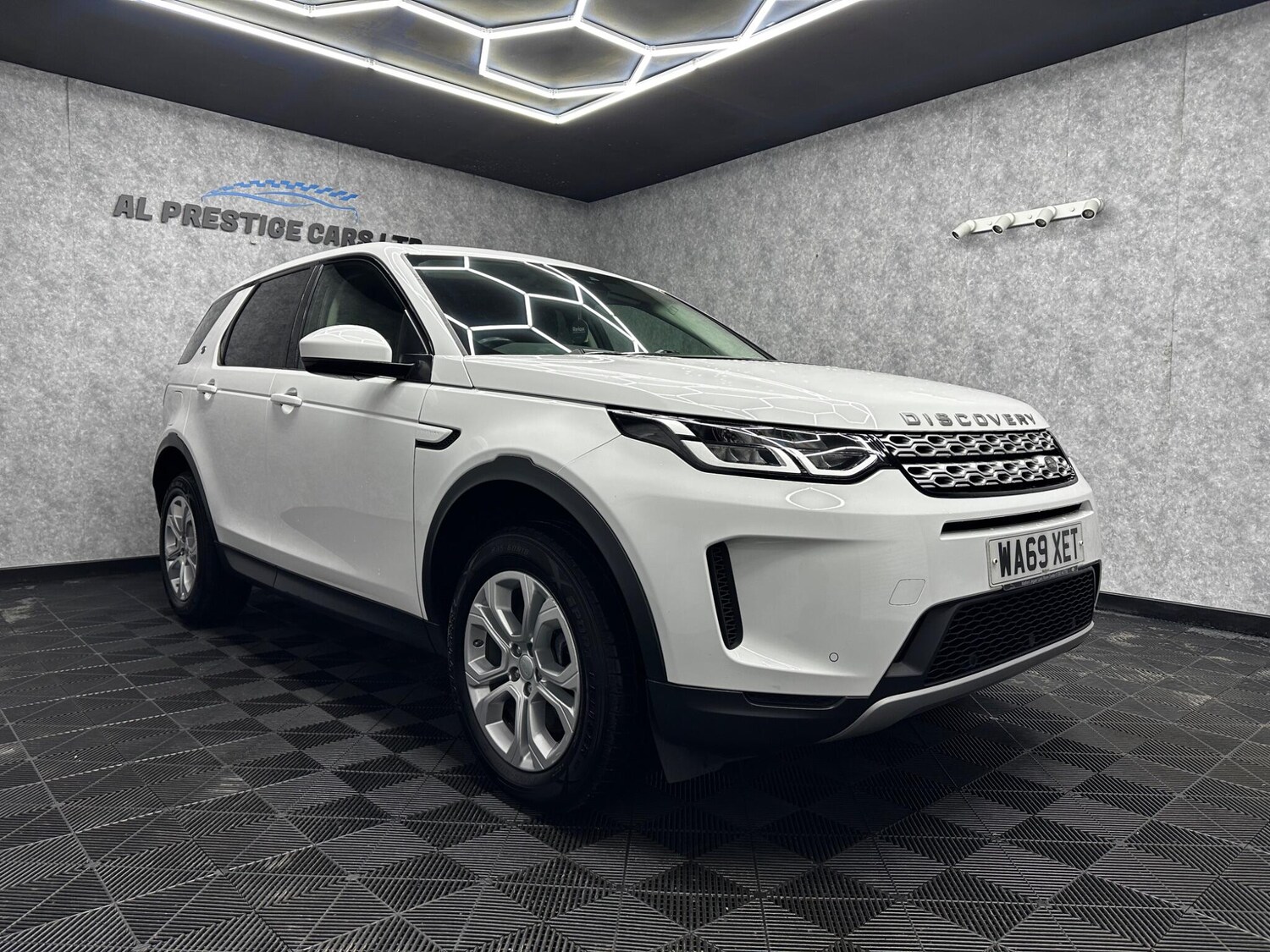 Used Land Rover Discovery Sport 2019 for sale - 78058520: Photo 15