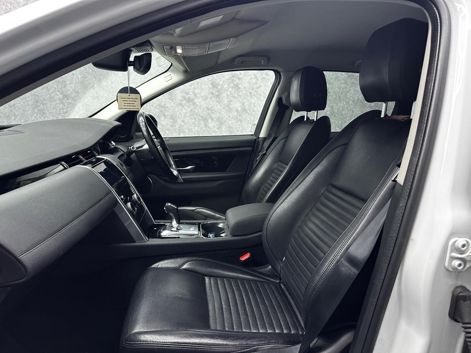 Used Land Rover Discovery Sport 2019 for sale - 78058520: Photo 3