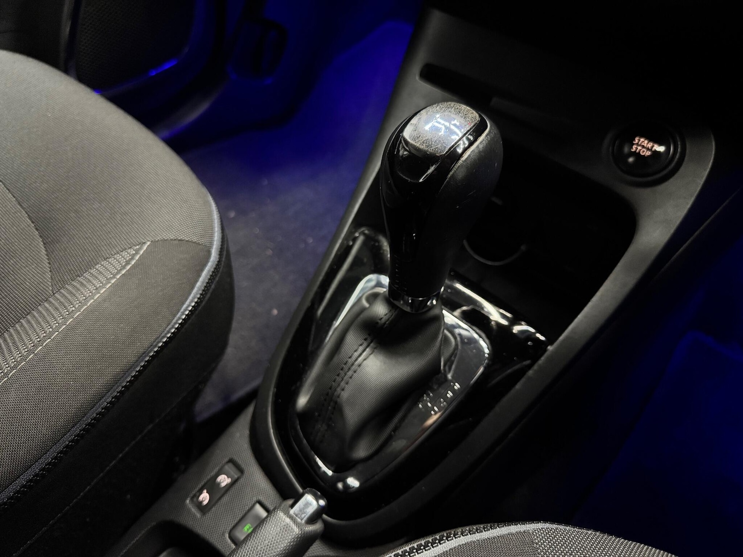 Used Renault Captur 2015 for sale - 76953039: Photo 10