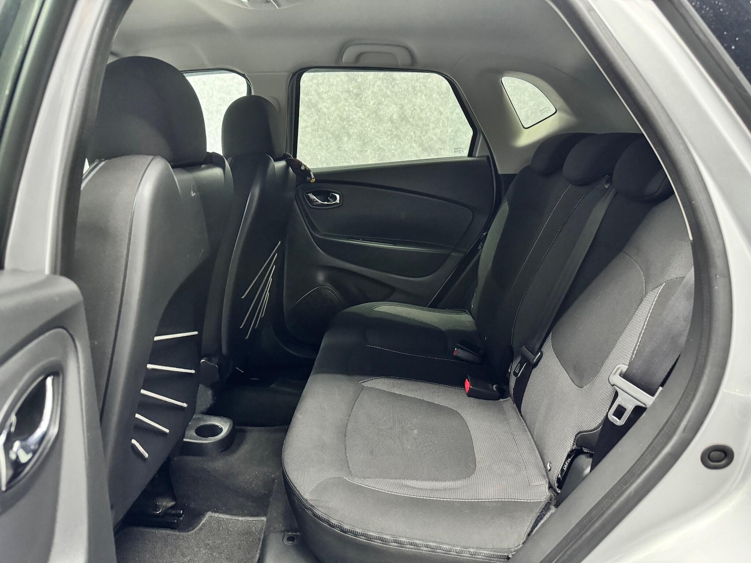 Used Renault Captur 2015 for sale - 76953039: Photo 6